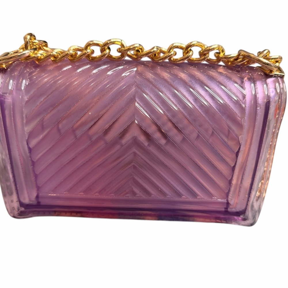 Chic Chevron Purple Crossbody Bag with Gold Chain - Picture 4 of 8